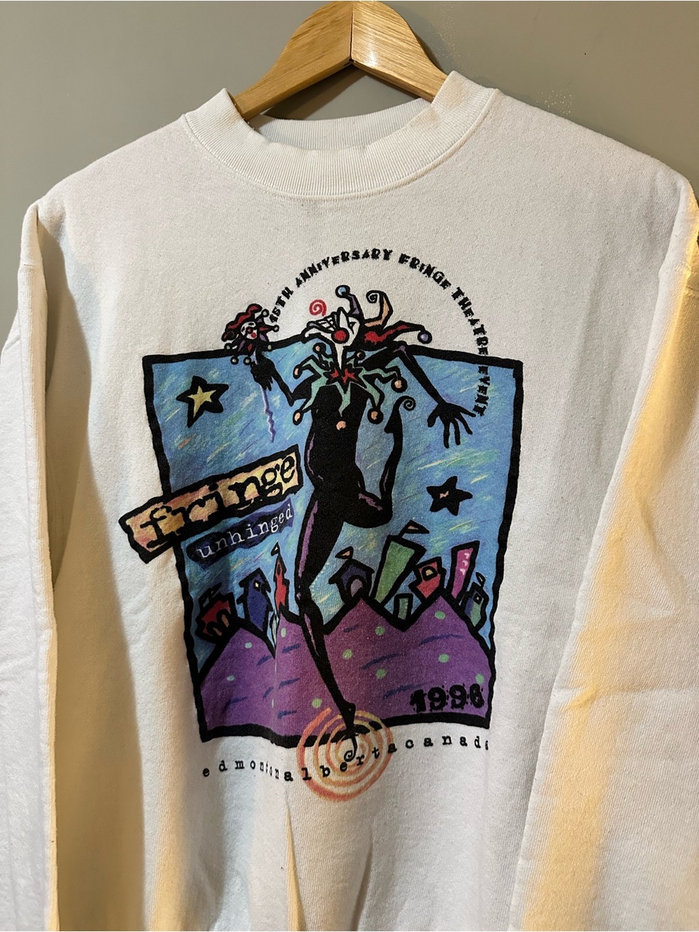Vintage 90’sFruit of the Loom White Crewneck Sweatshirt with Colorful Graphic - Picture 2 of 3